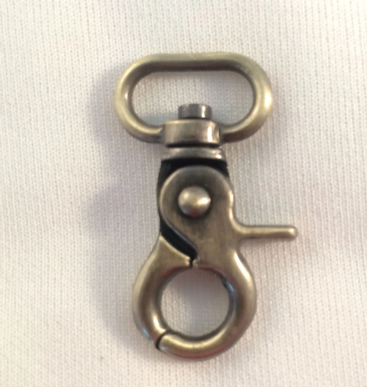 Versatile 5/8" Leather Handle for Luggage, Briefcases, Instrument Cases, and Gym Bags - Available in 4 Colors